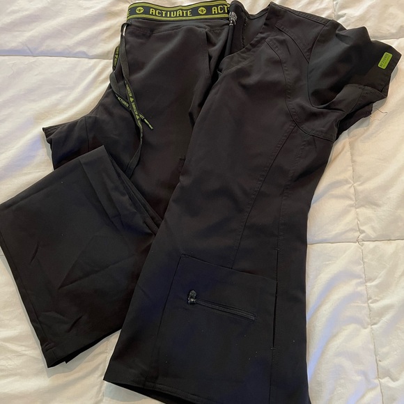 Med couture - Picture 1 of 1
